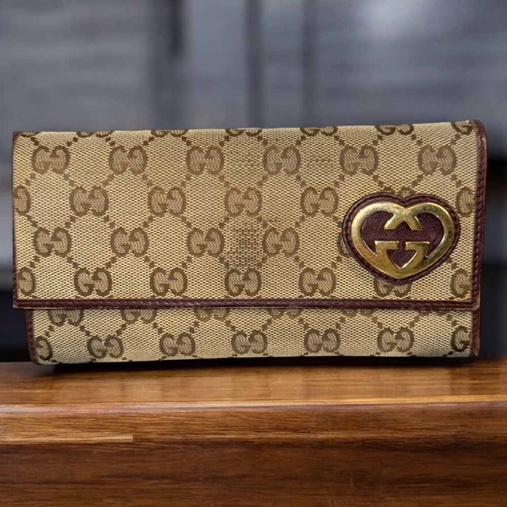 Gucci GG Logo Heart Long Wallet with COA